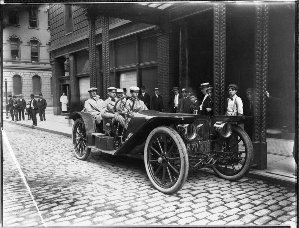 1909 American Underslung Traveler